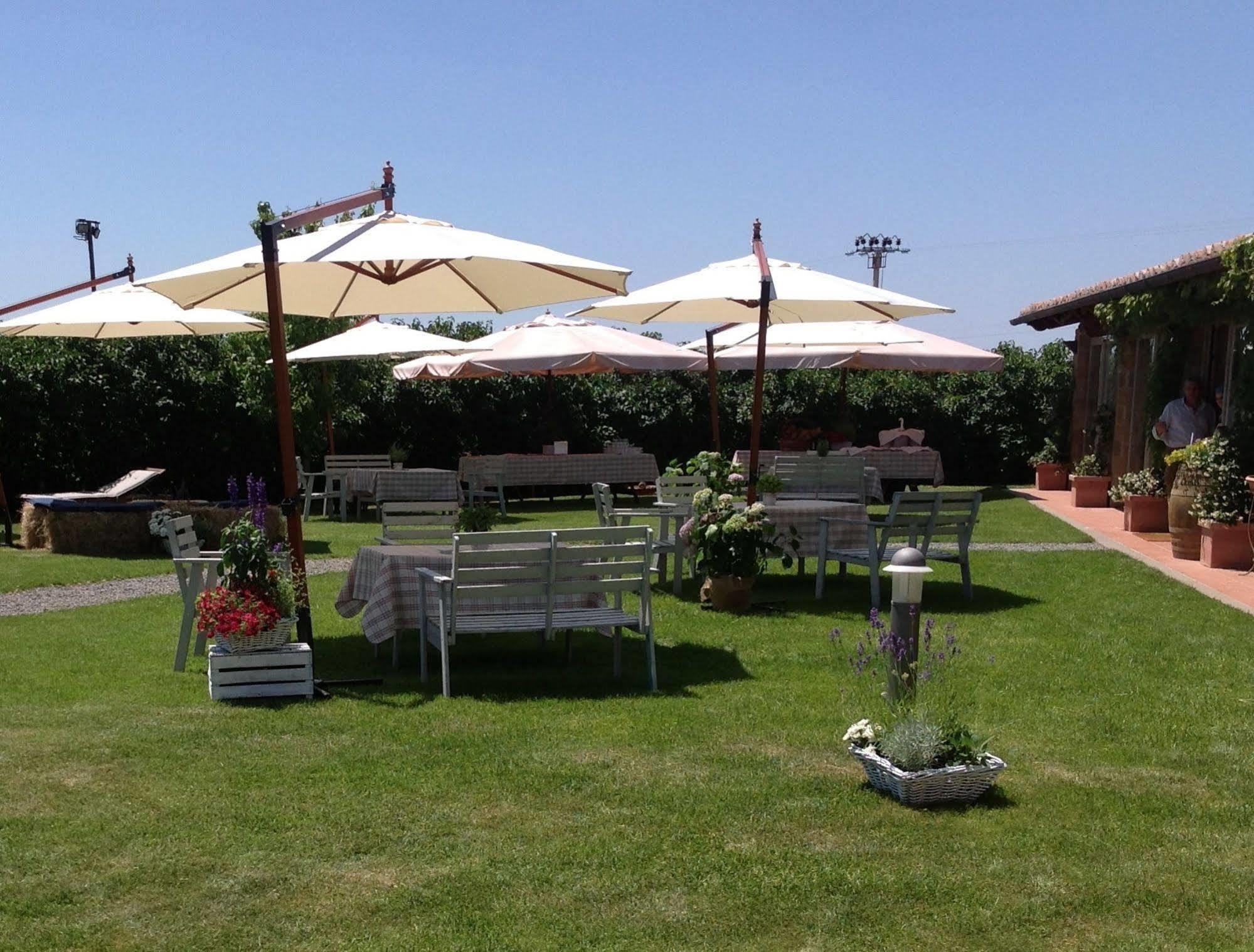 Agriturismo Casale Bonaparte Cellere Exteriér fotografie